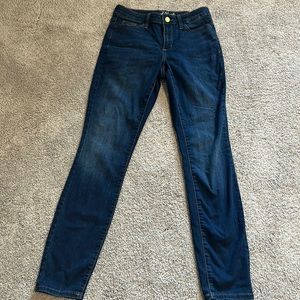 Universal Thread dark blue jeans
